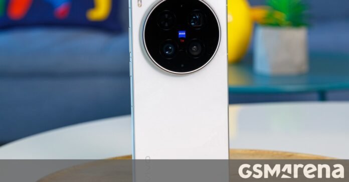 vivo تطلق طرحًا عالميًا لهواتف X300 Ultra وX300 FE مع التركيز على الأداء والتقنية
