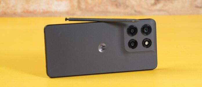 مراجعة شاملة لهاتف Moto G Stylus (2026) من حيث الأداء والتقنيات
