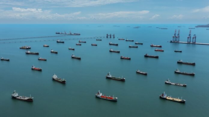 عملية احتيال Crypto تستغل أزمة مضيق هرمز عبر دفعيات مزيفة وتأثير على السفن والأمن السيبراني
