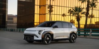 وصول سيارة Kia الكهربائية المدمجة EV3 إلى الولايات المتحدة مع مدى 320 ميلاً
