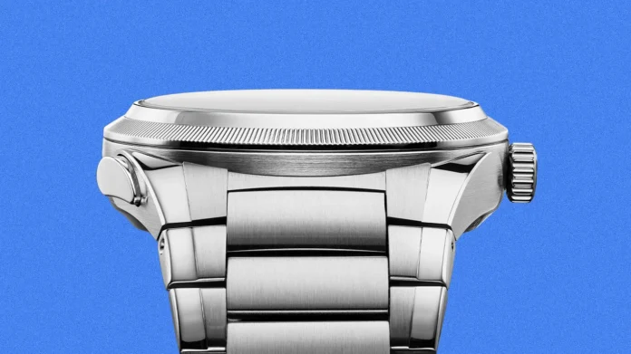 ساعة This Elegant Sports Watch الرياضية الأنيقة هي أكثر كرونوغراف خفي في العالم
